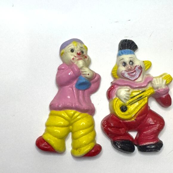 Vintage 3pc Clown Magnets Playing Instruments-Retro Fridge Plastic Magnets - Picture 2 of 4